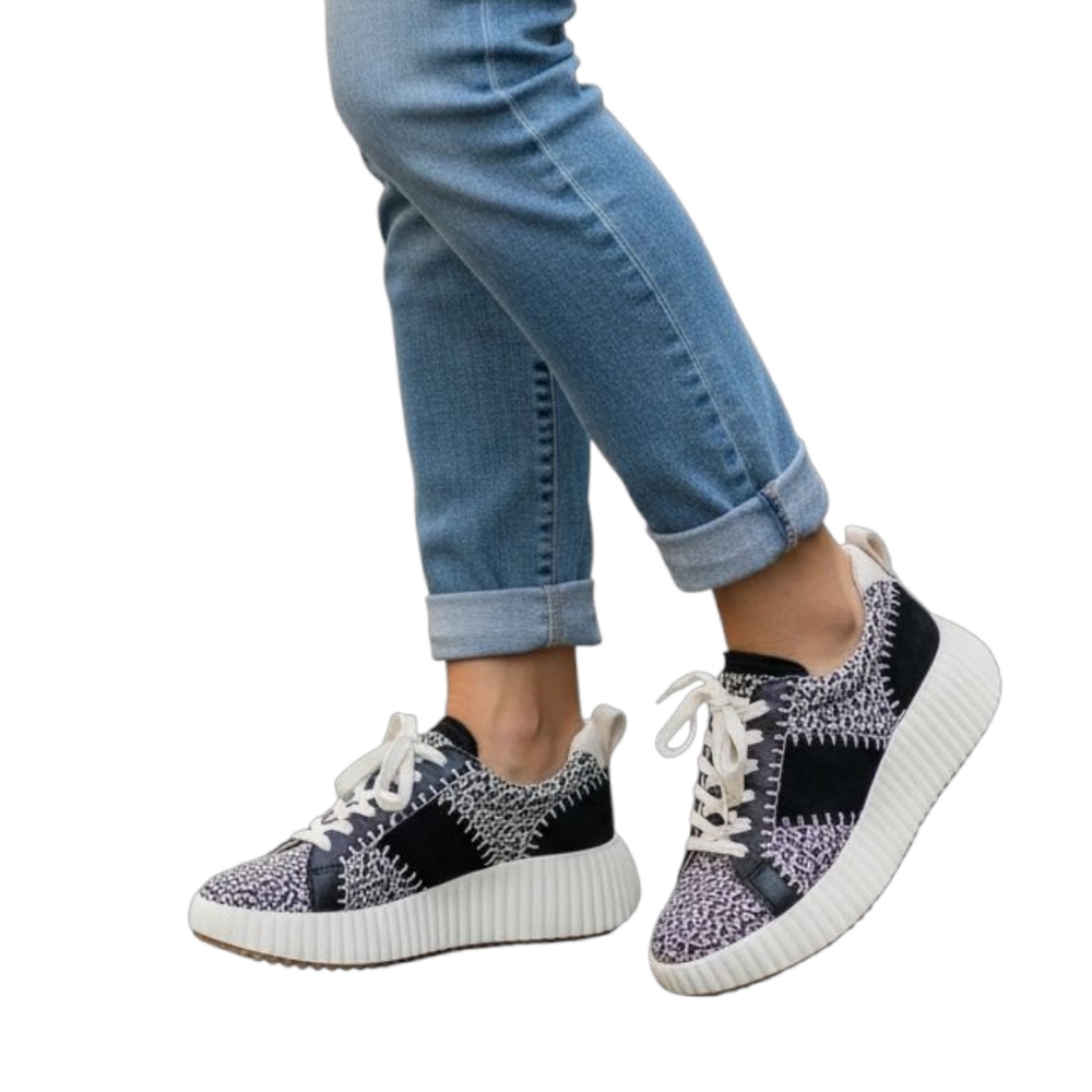 Dolce Vita Dolley Sneakers Platform Black‎ White Knit Woven Boho Preppy Chunky 7